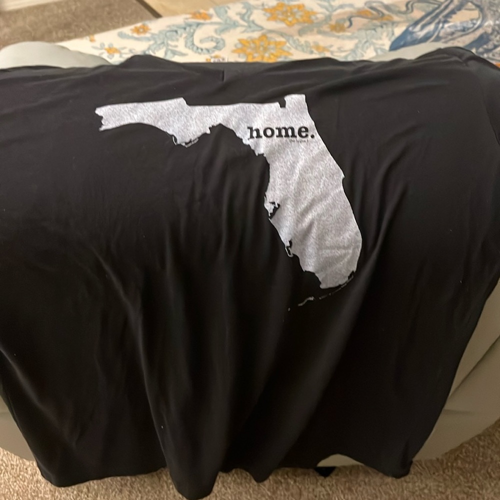 V neck Florida Home Tee